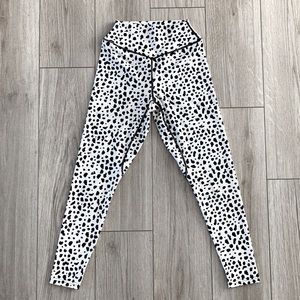 Balance Athletica Kingdom Collection The Ascend Legging in Snow Leopard